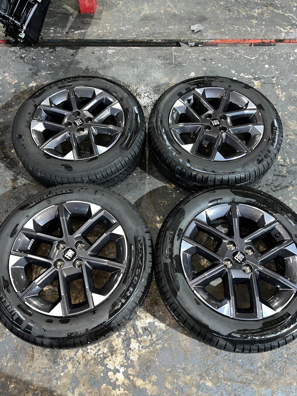 Jogo de Rodas Fiat Pulse Aro 16 c/ Pneus Pirelli